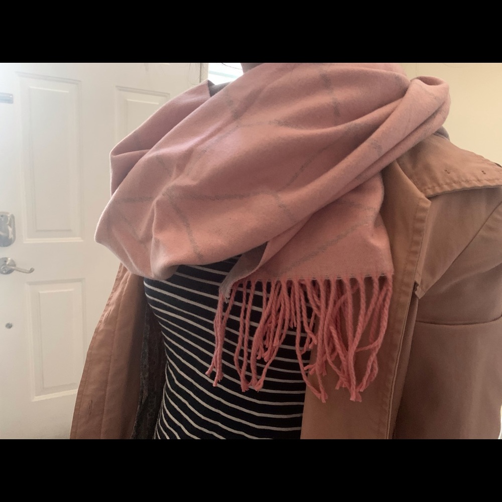 Double sided scarf